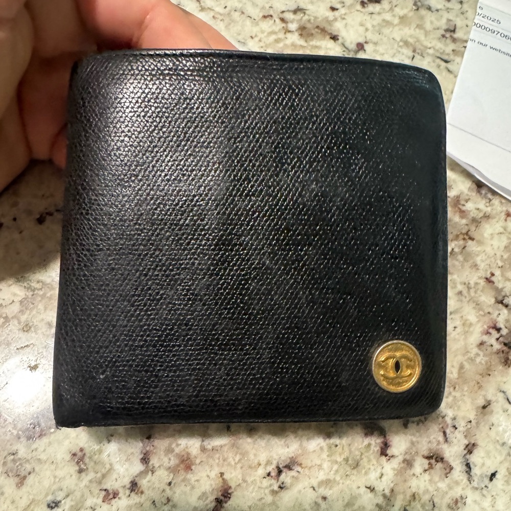 Chanel Coco Button Bifold Wallet With Hologram with COA - Picture 3 of 8